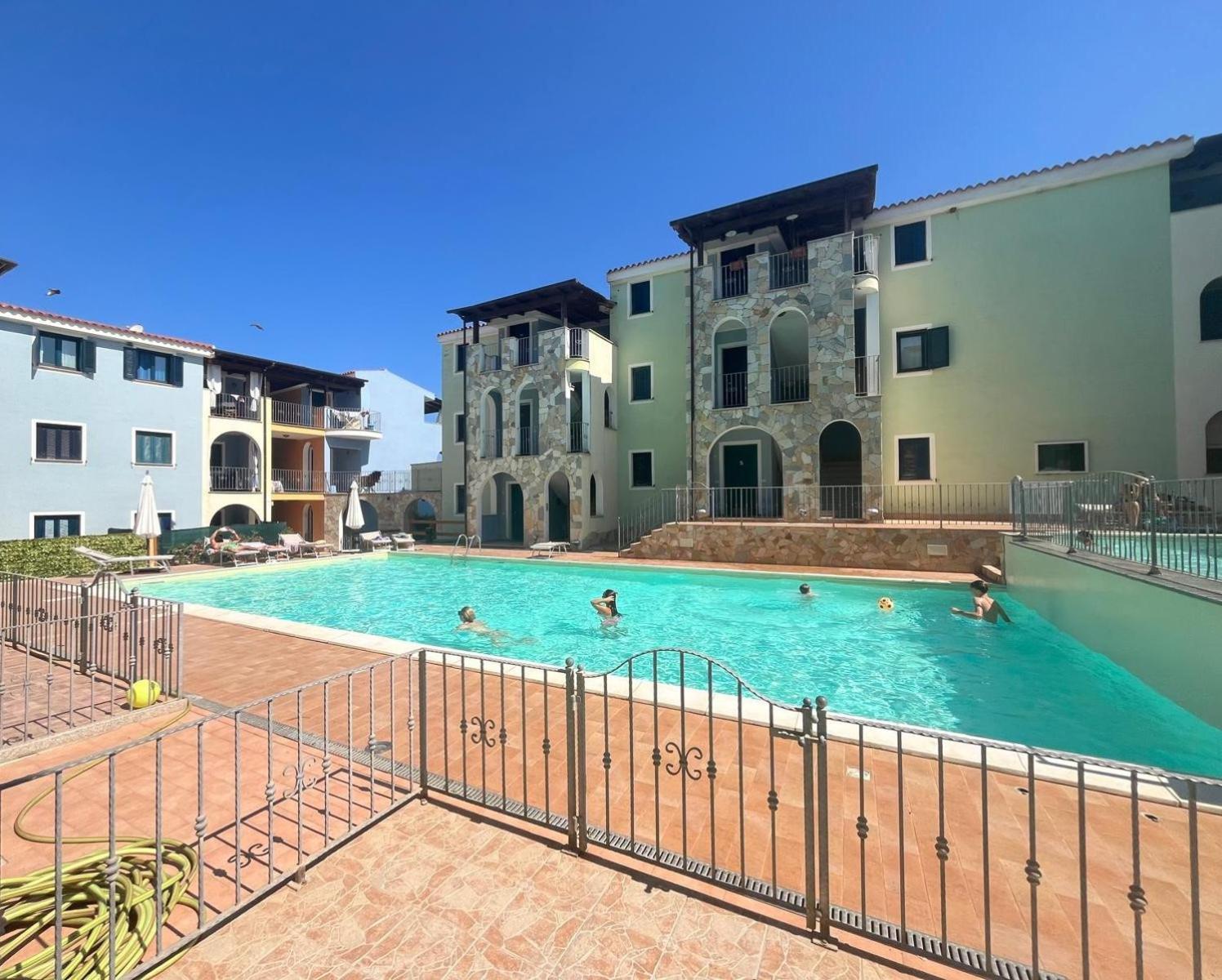 Con Piscina Apartment *
